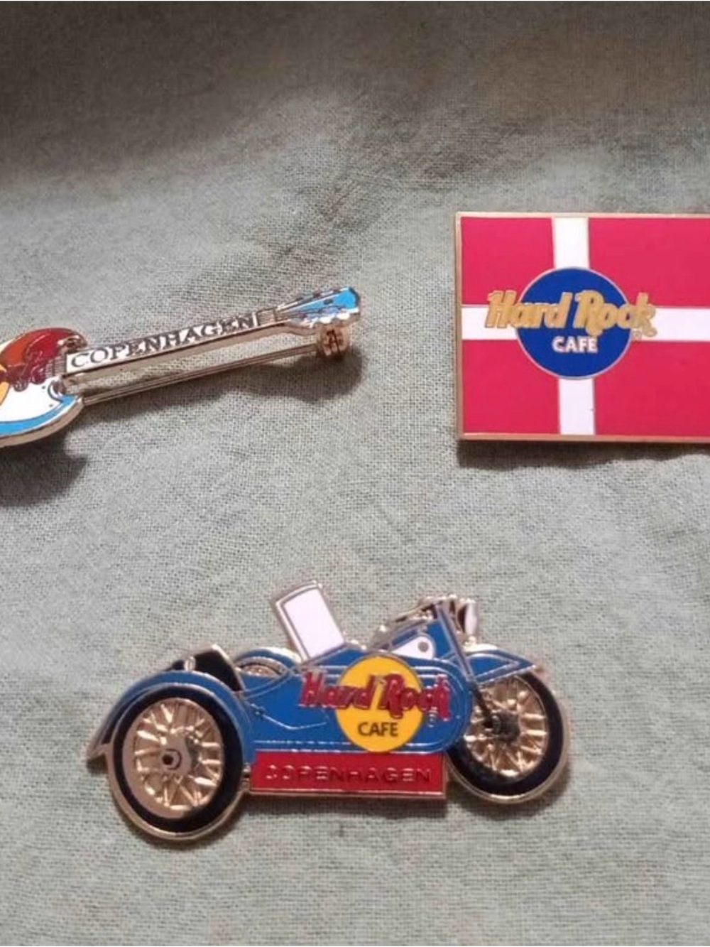Hard Rock Cafe Set of 3 Pin/Tie Tacks Collectible
